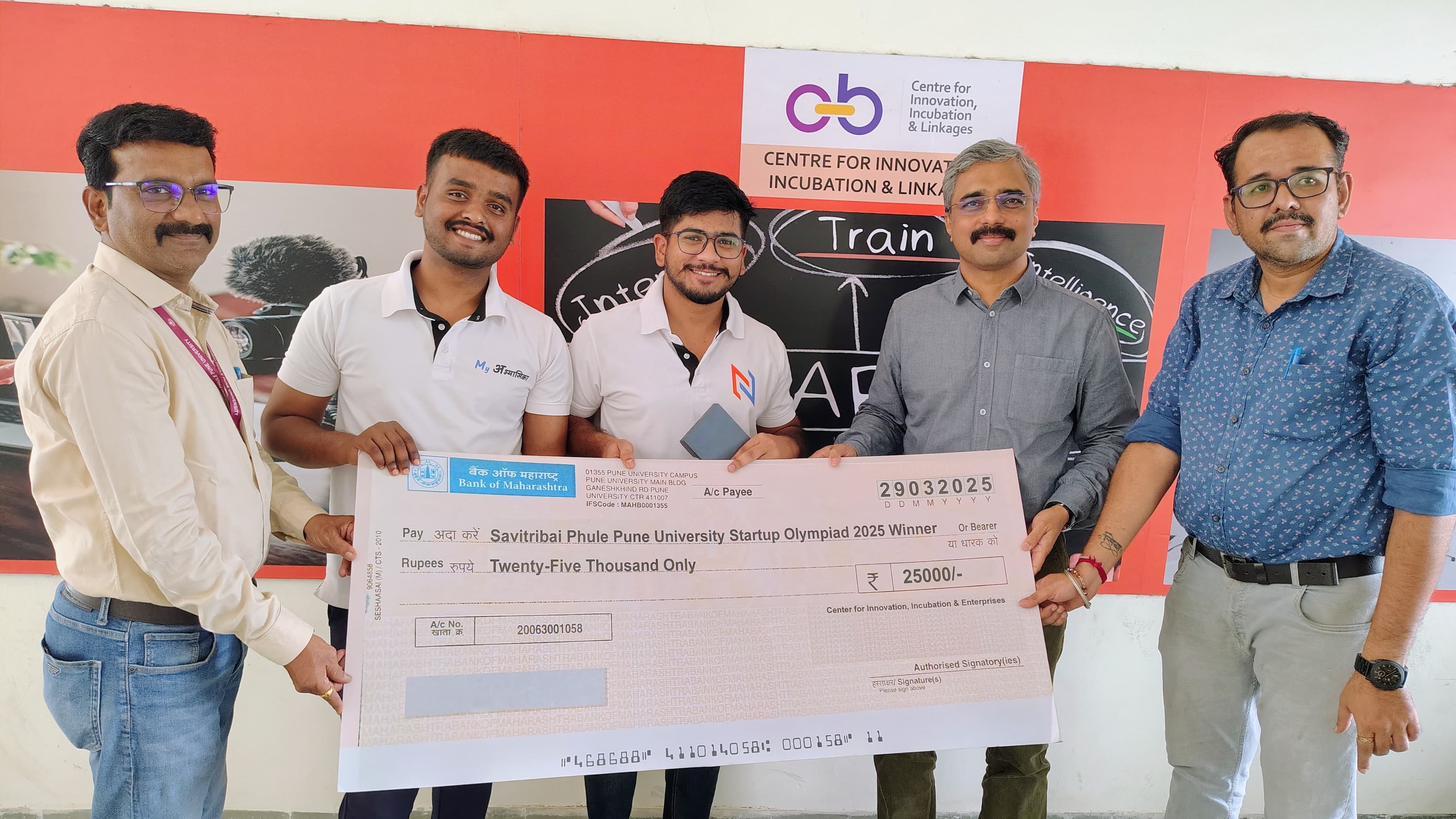 NaviByte Innovations team receiving SPPU Startup Olympiad award - Photo 2